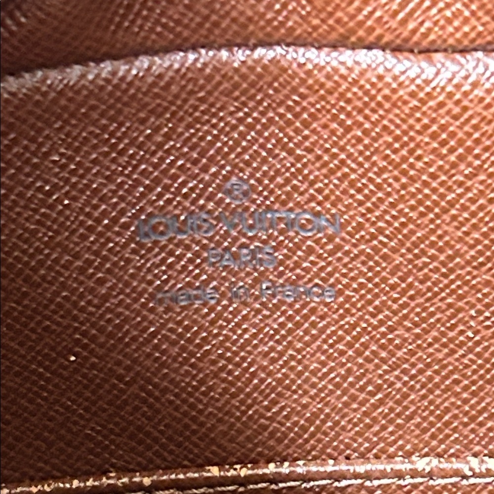 Louis Vuitton Monogram Bag in Brown and Tan - Picture 11 of 17